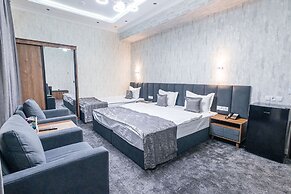 Safir Hotel