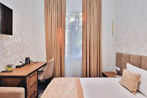 Safir Hotel
