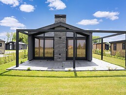 Tranquil Holiday Home With Views
