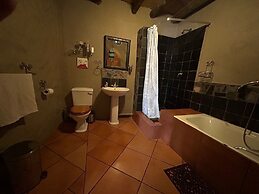 Kwathabisile Bush Retreat