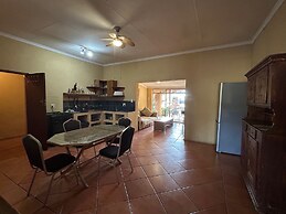 Kwathabisile Bush Retreat