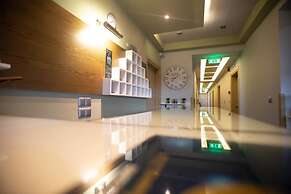 Amalia Center