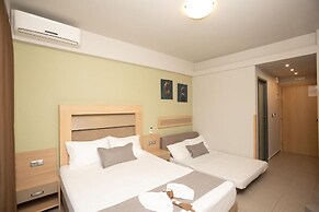 Amalia Center