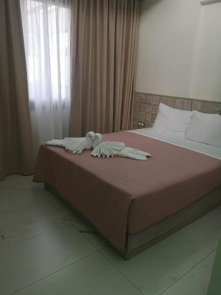 Amalia Deluxe Villas
