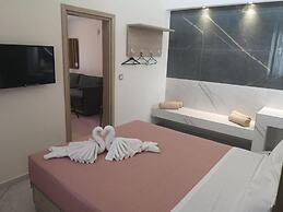 Amalia Deluxe Villas