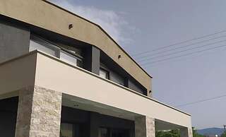 Amalia Deluxe Villas