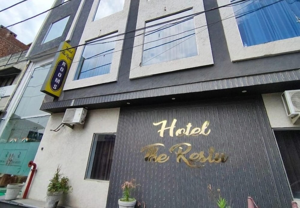 hotel the rest u