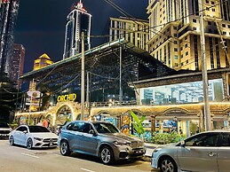 Scarletz KLCC By Arman