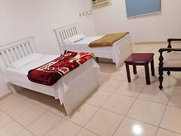 Q Economiy Hotel