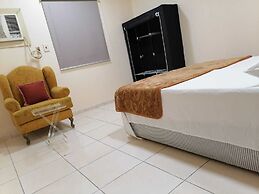 Q Economiy Hotel