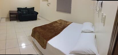 Q Economiy Hotel
