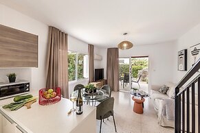 Larnaca Seaside Villa Marina 43