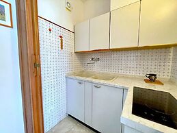 5-person Stay by the Beach