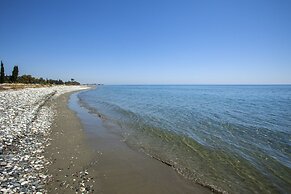 Larnaca Seaside Villa Marina 43