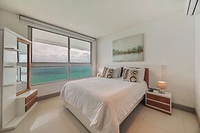 Palmetto Beach by MOME