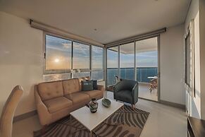 Palmetto Beach by MOME