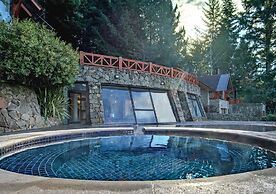 Costa Serena Aparts & Spa