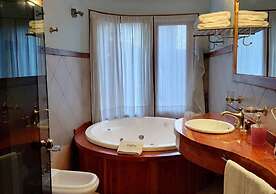 Costa Serena Aparts & Spa
