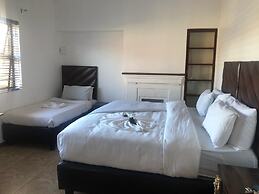 Duminy Guest Lodge