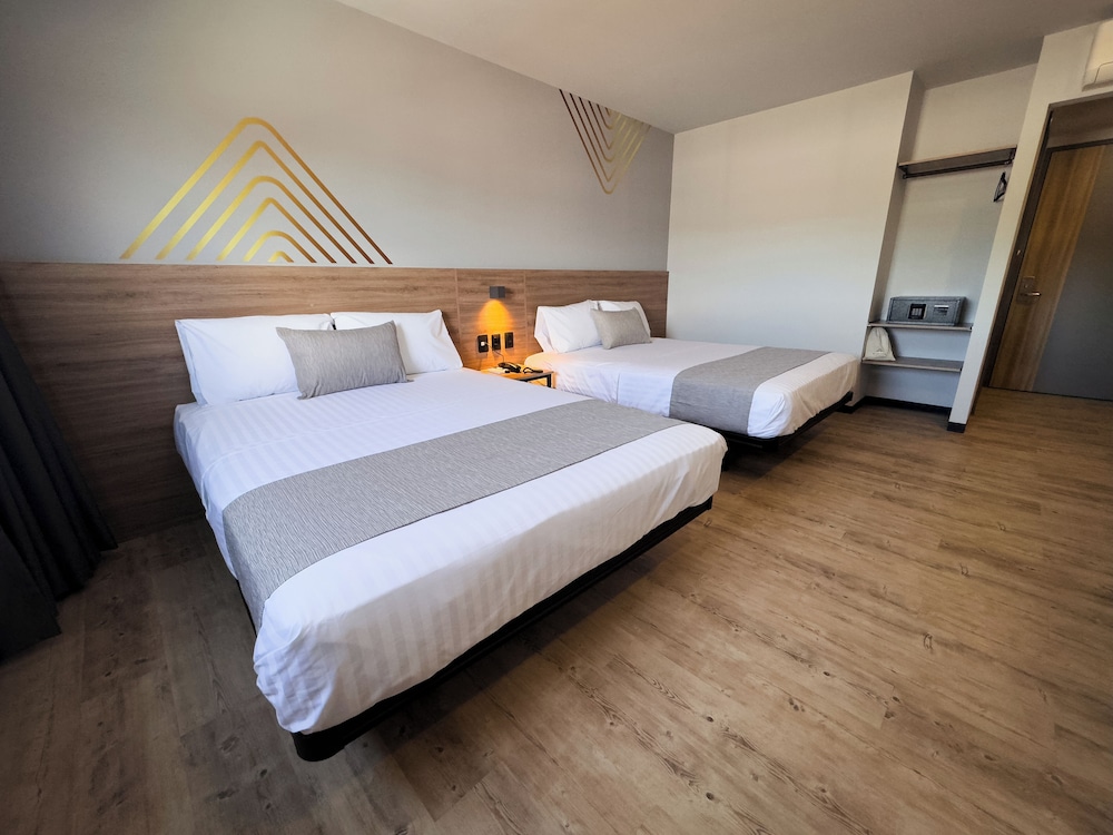 Avanta Hotel & Villas