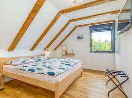 Holiday Home Mali Raj