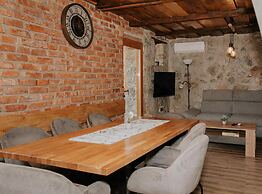 Holiday Home Šapat Šume