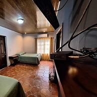Palmerola Inn
