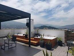 penthouse jacuzzi rooftop fun in the sun