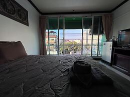 Green Hotel
