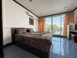 Green Hotel