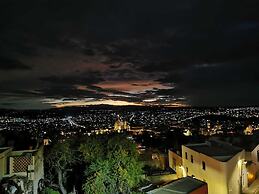 Suite H la ermita