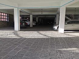 Suite H la ermita