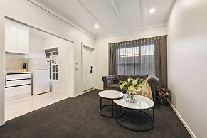 Aroha Motel