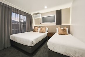 Aroha Motel