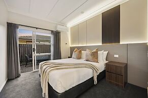 Aroha Motel