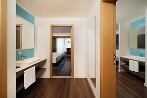 CNHOL RADIENT HOTEL Dongguan Humen