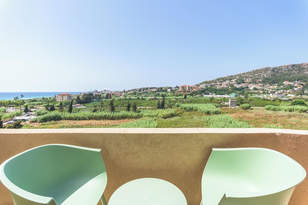Glow Studios & Apartments in Batroun