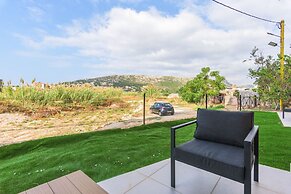 Glow Studios & Apartments in Batroun