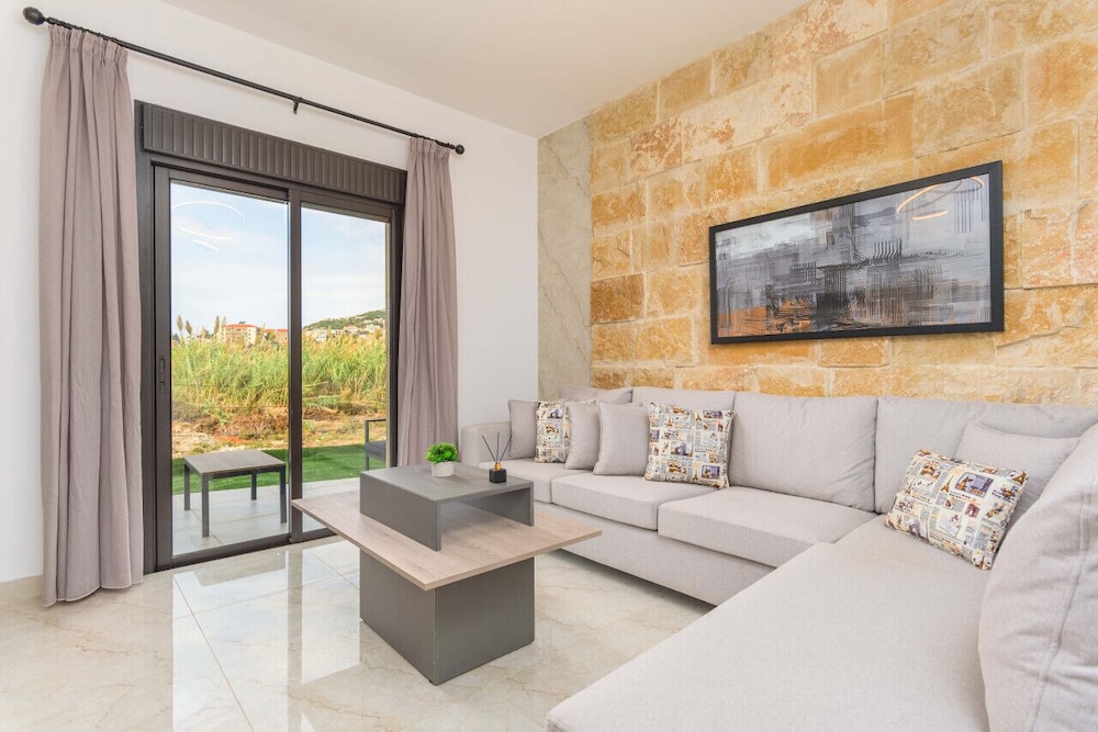 Glow Studios & Apartments in Batroun