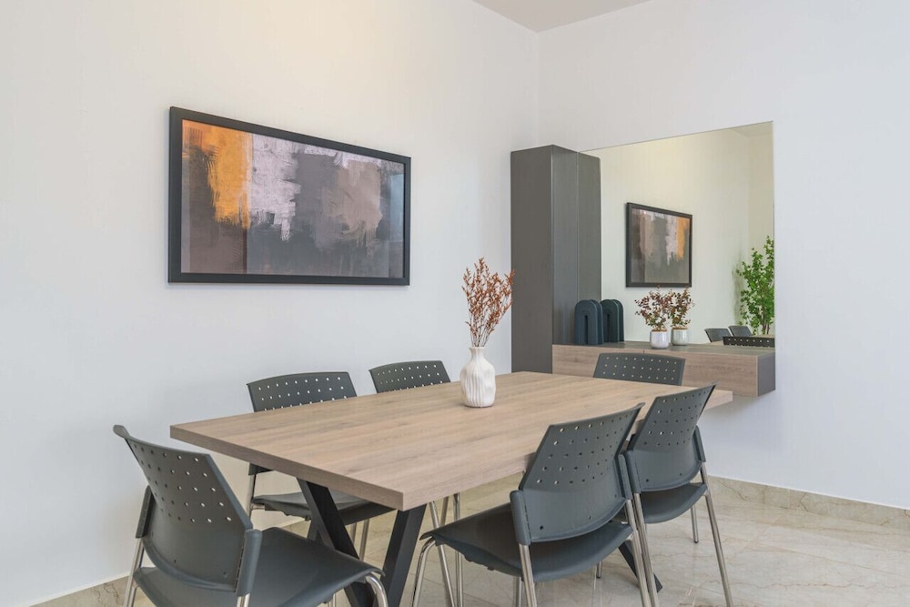 Glow Studios & Apartments in Batroun
