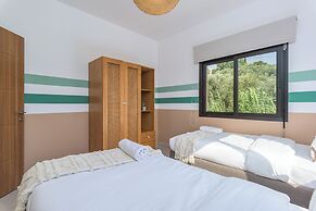 Glow Studios & Apartments in Batroun