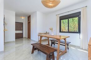 Glow Studios & Apartments in Batroun