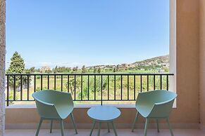 Glow Studios & Apartments in Batroun