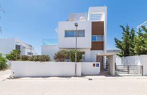 Elite Blu Heights Villa