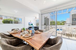 Elite Blu Heights Villa