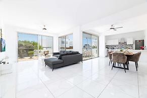 Elite Blu Heights Villa