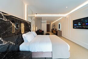 Philia Center Suites