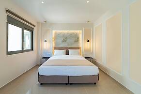 Philia Center Suites