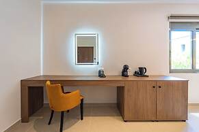 Philia Center Suites