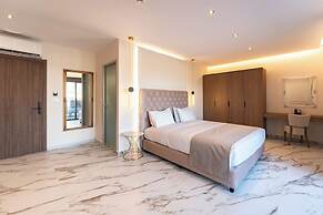 Philia Center Suites